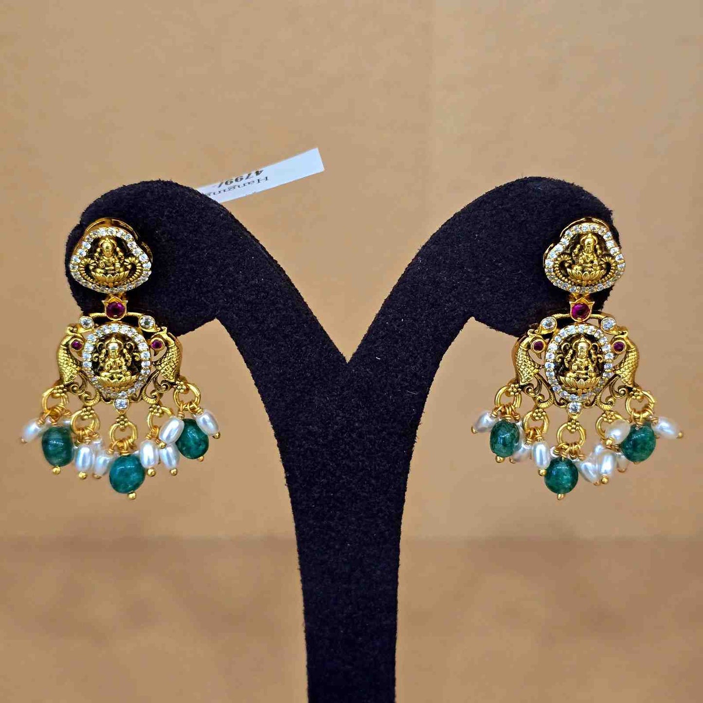 Mayura Lakshmi Necklace Set