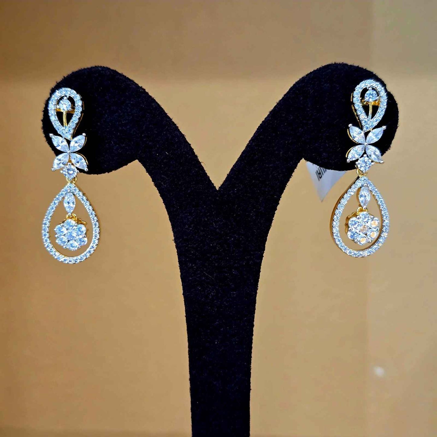 Flower Drop Necklace Set