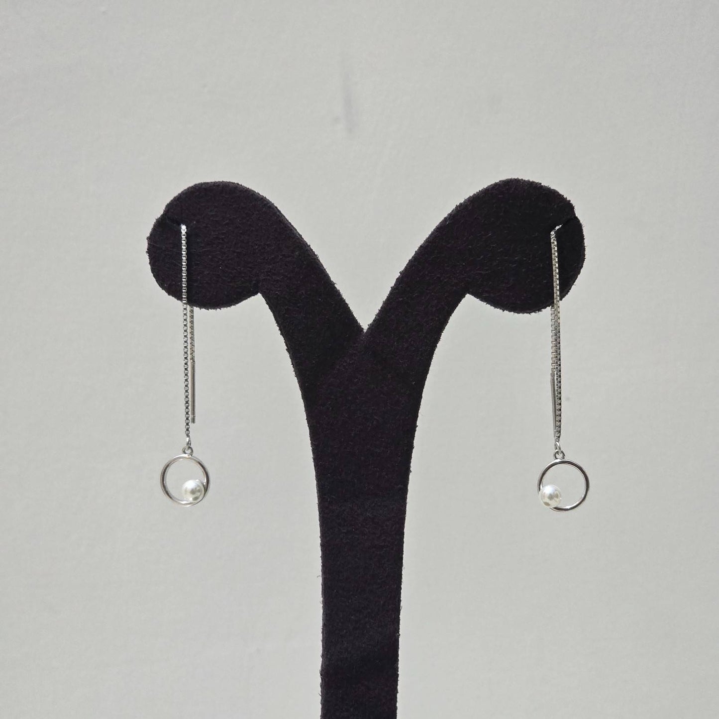 Circle Pearl Drop Hangings