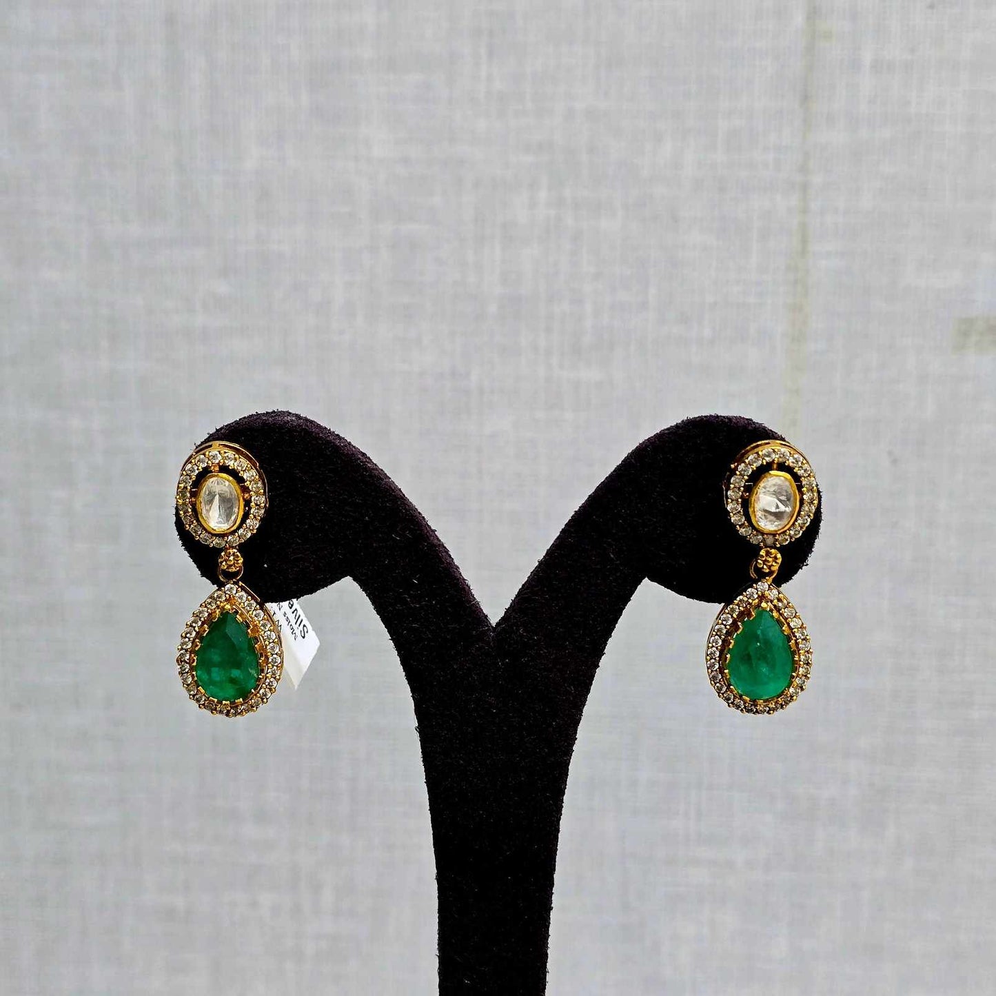 Kundan Green Stones Necklace