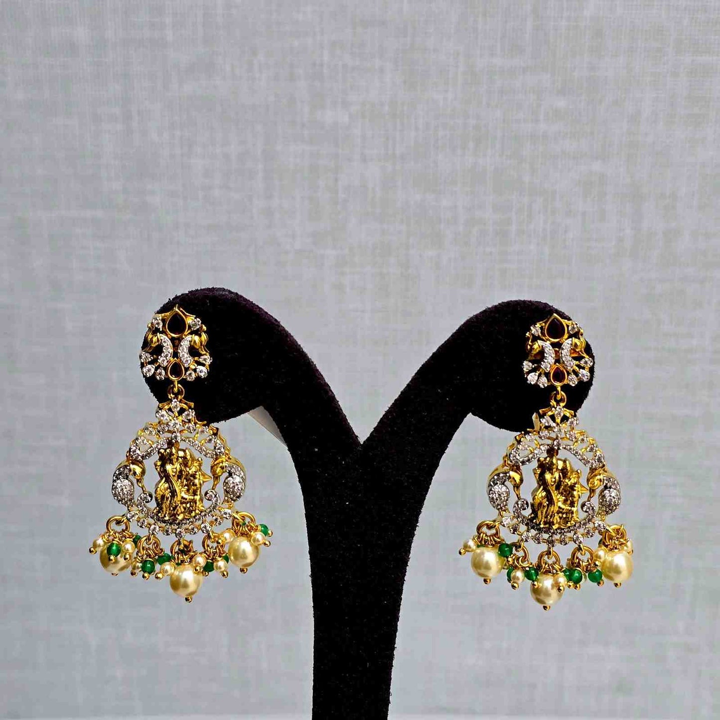 Lakshmi Royale Pearl Pendant