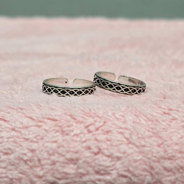 Silver Netra Toe Ring