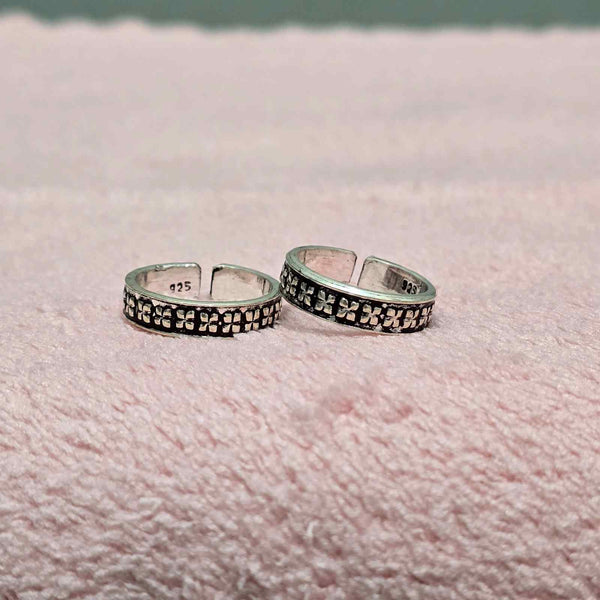 Mandapam Toe Ring