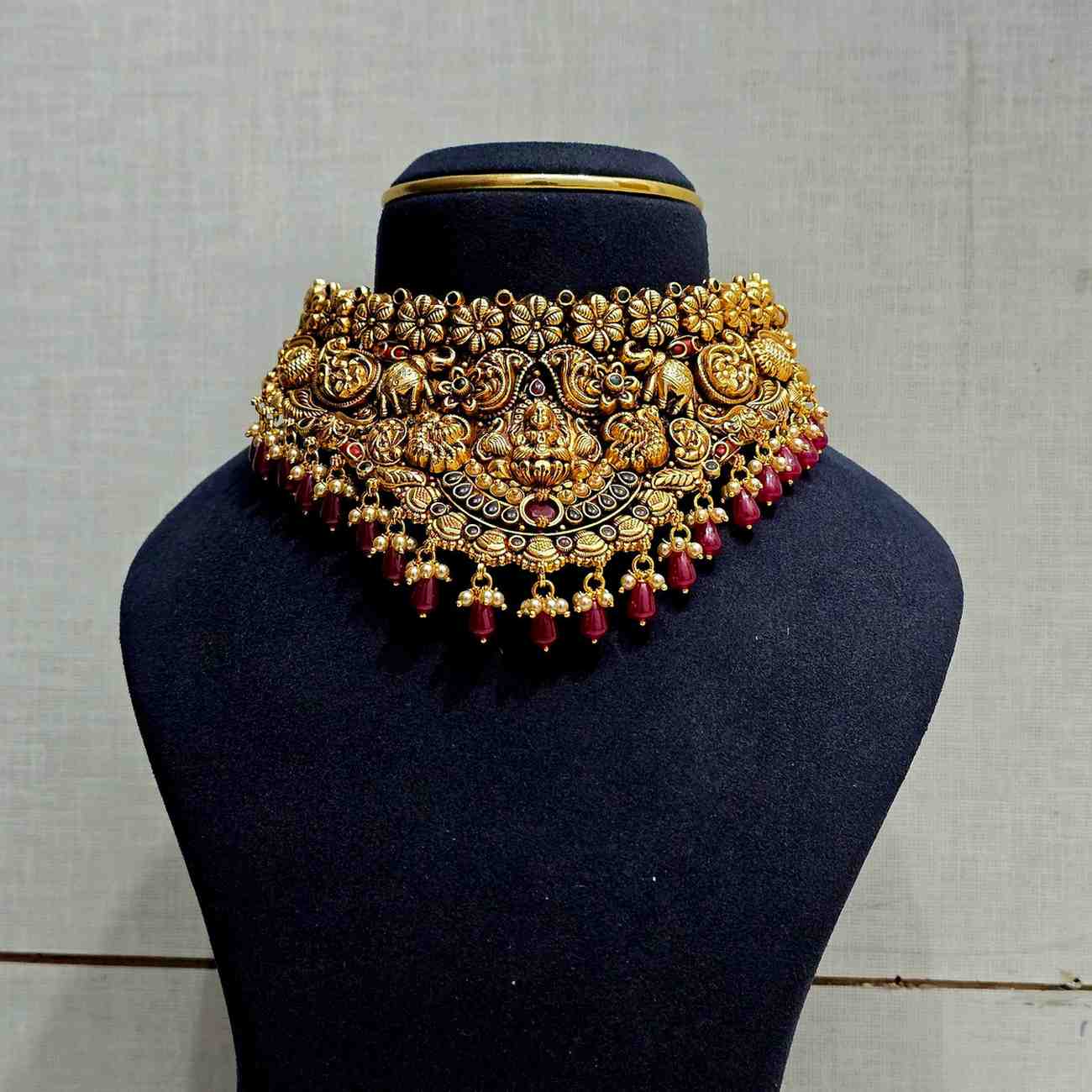 Samrajni Ruby Temple Choker