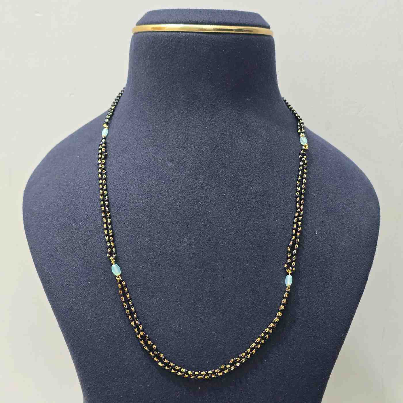 Neela Kanti Black Beads