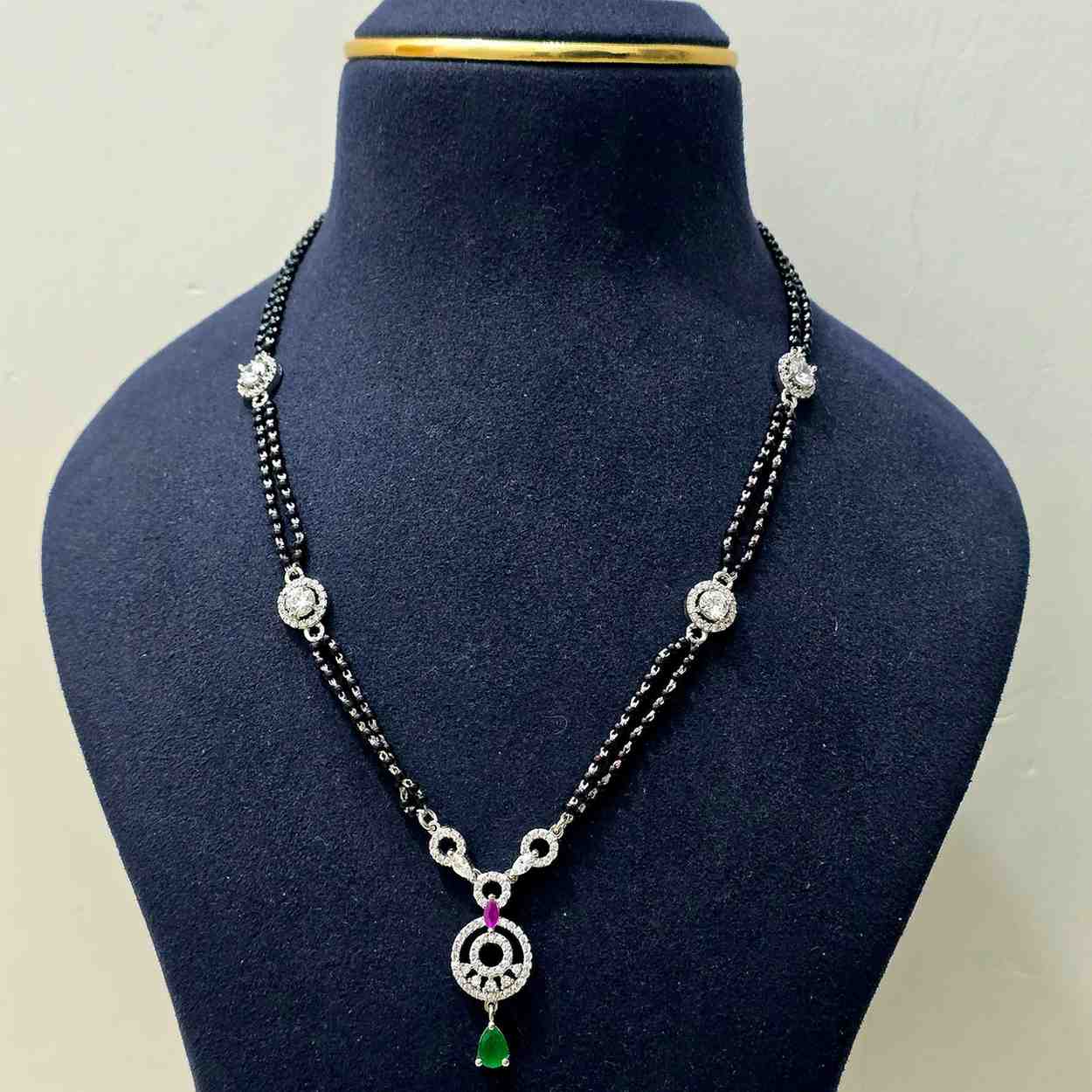 Black Crown Beads