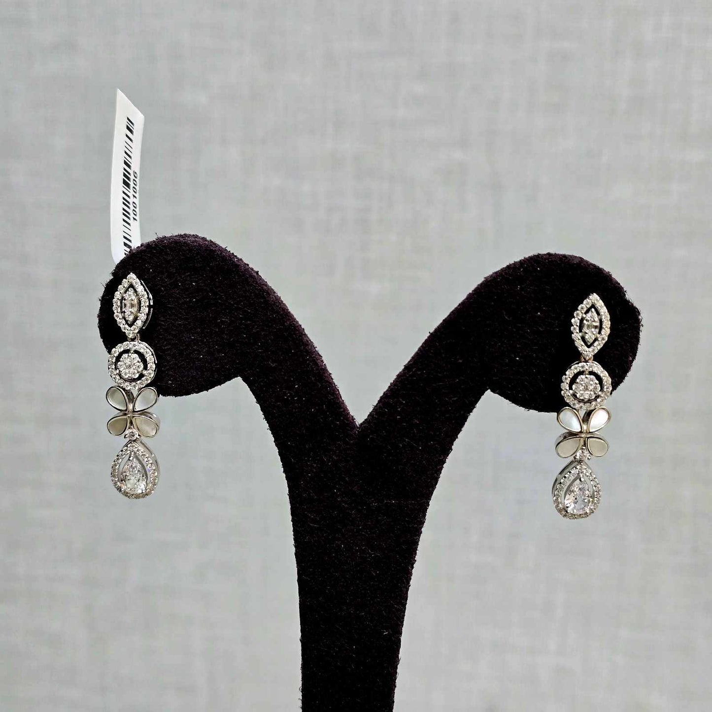 Charulata Necklace