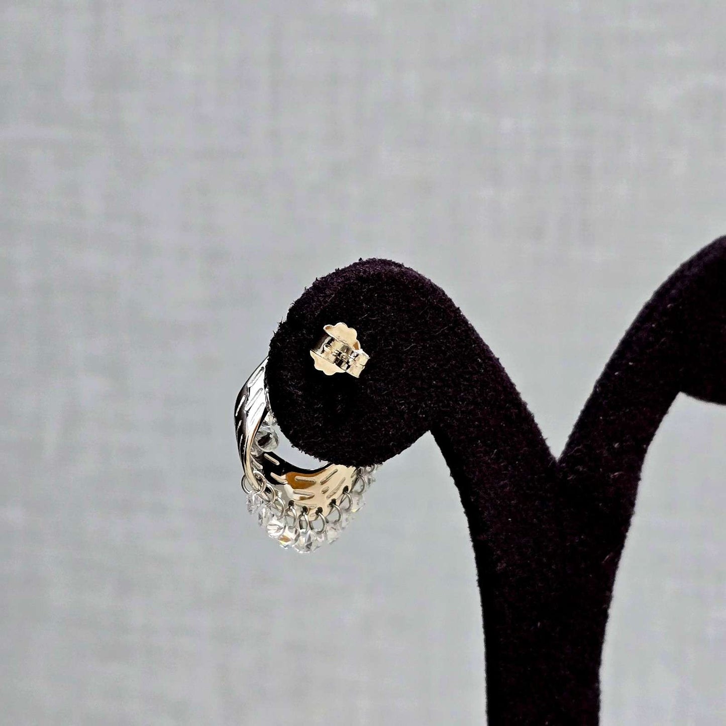 Chandrika Hoops