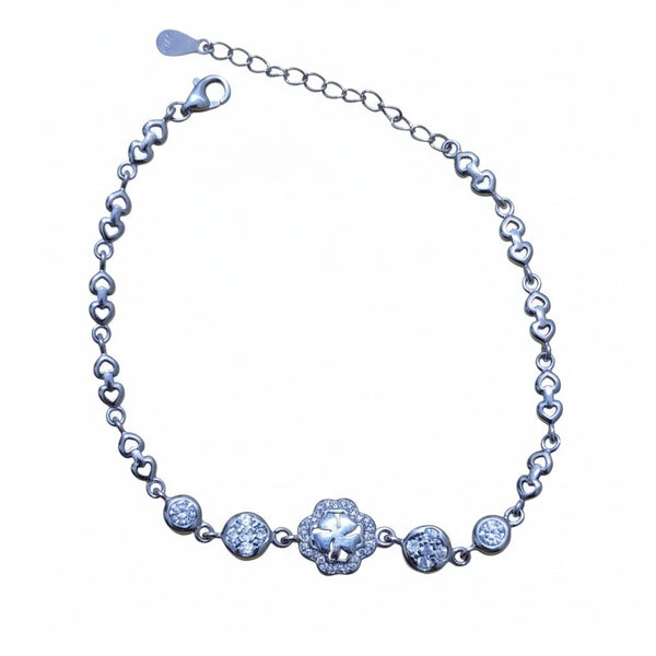 Pretty Heart Bracelet