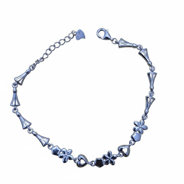 Tiny Bloom Bracelet