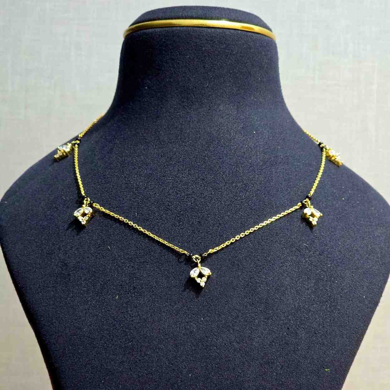 Petite Bloom Mangalsutra