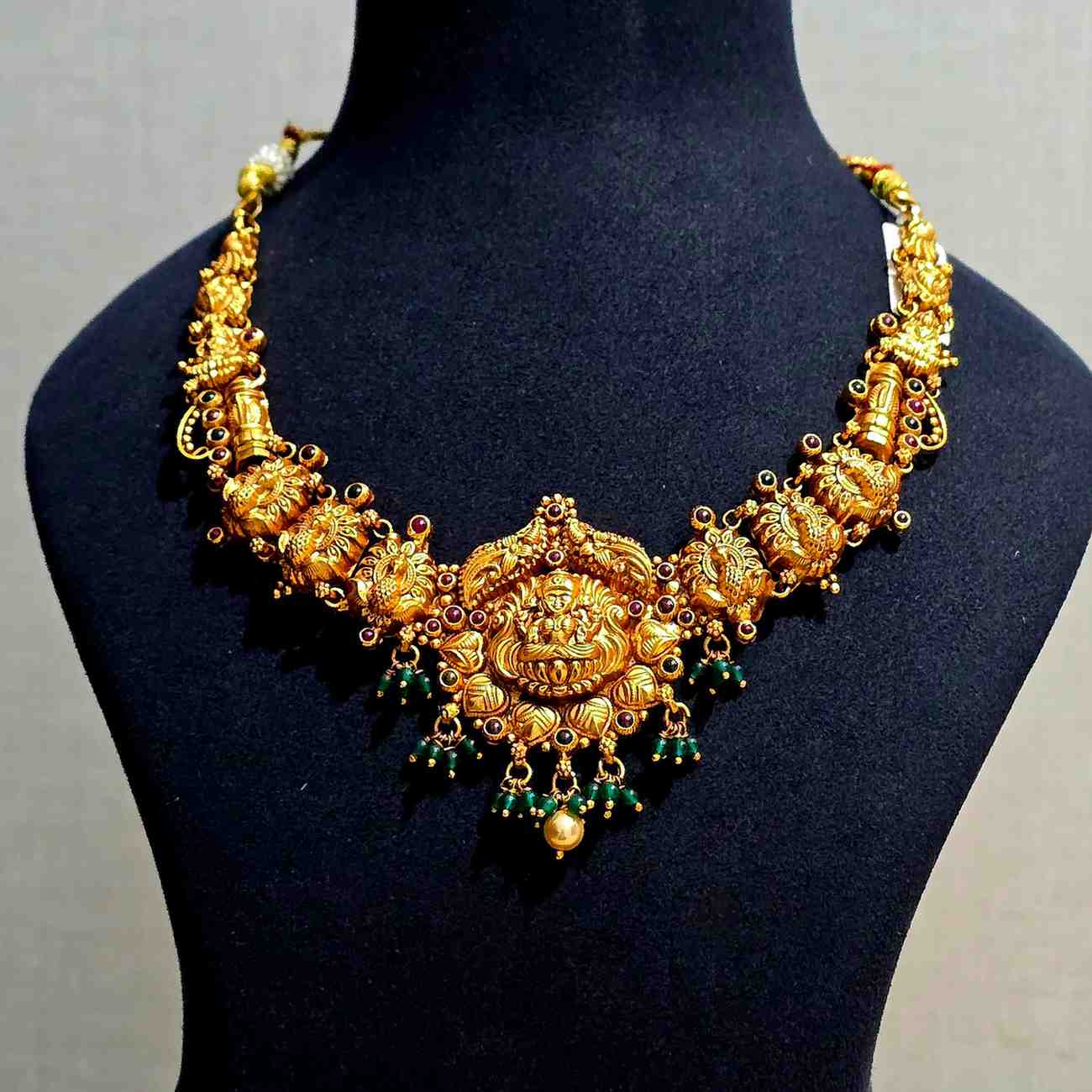 Sri Lakshmi Kireeta Necklace
