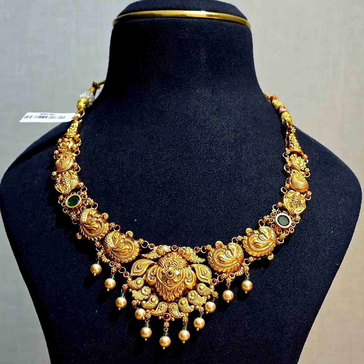 Aishwarya Temple Pearl Necklace