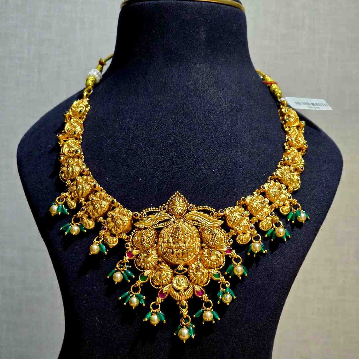 Padma Lakshmi Grand Necklace