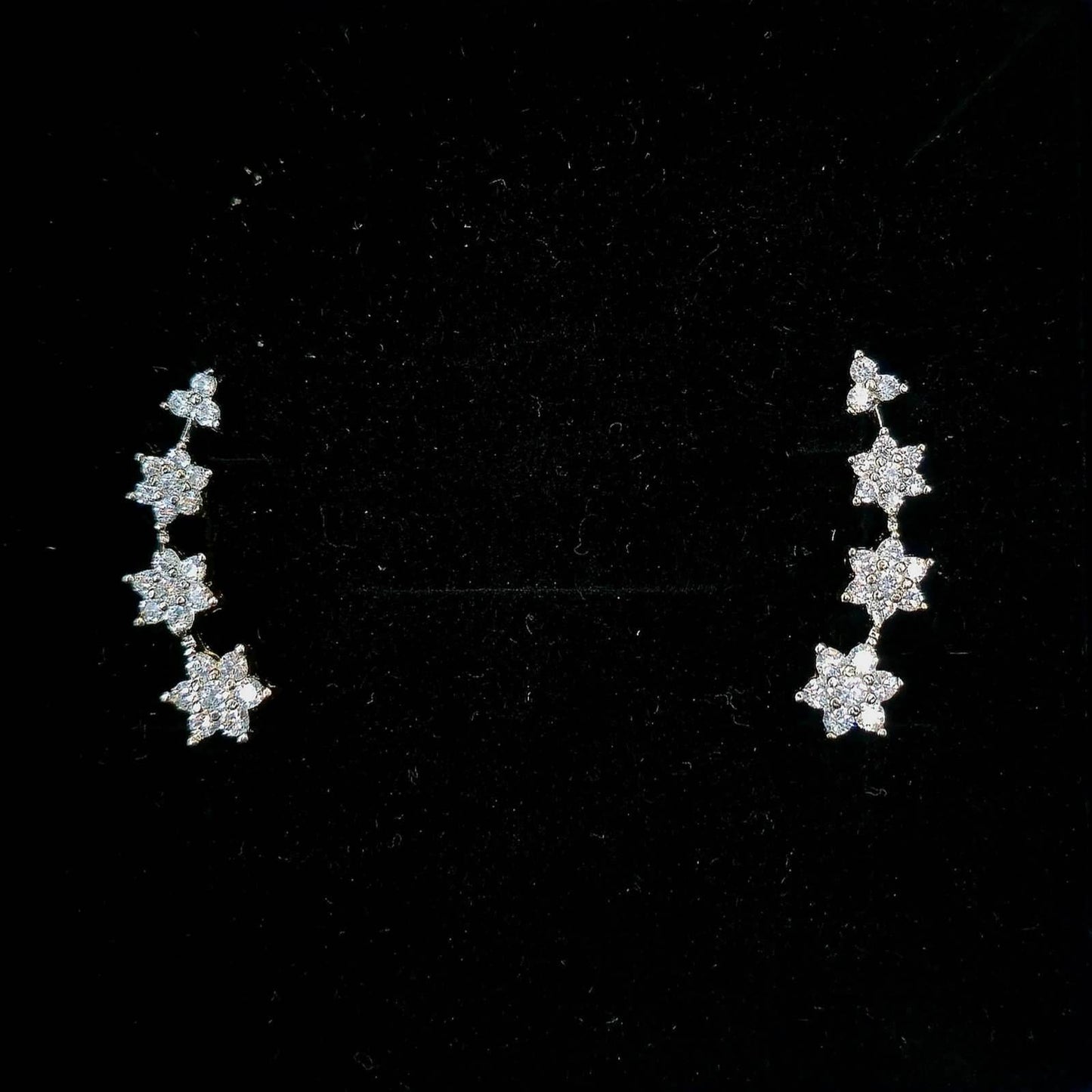 Quadra Flowers Earcuffs - Mayuri Silver House