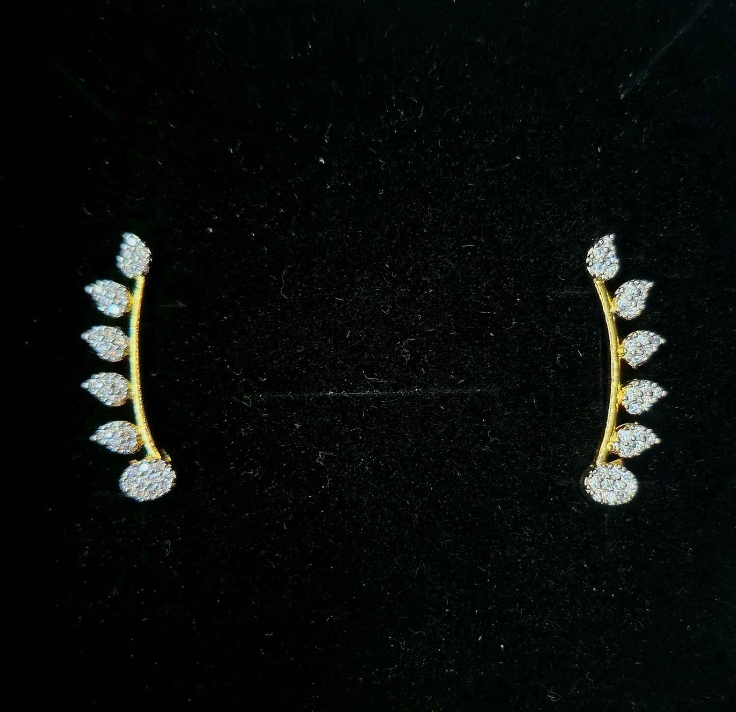 High Five Earcuffs - Mayuri Silver House