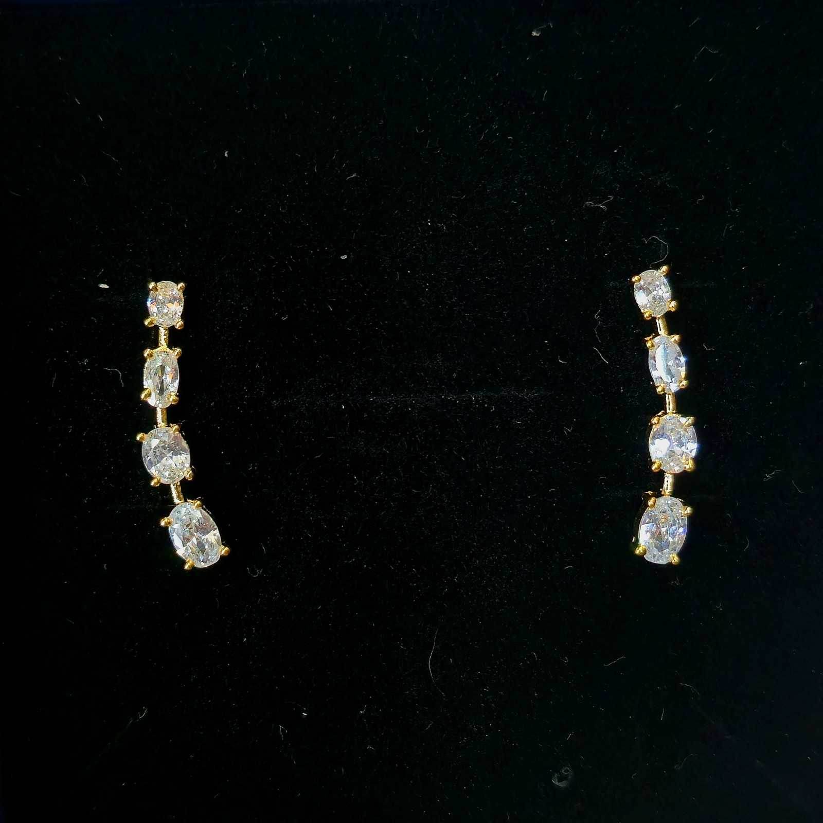 Quadra Oval Stones Earcuffs - Mayuri Silver House