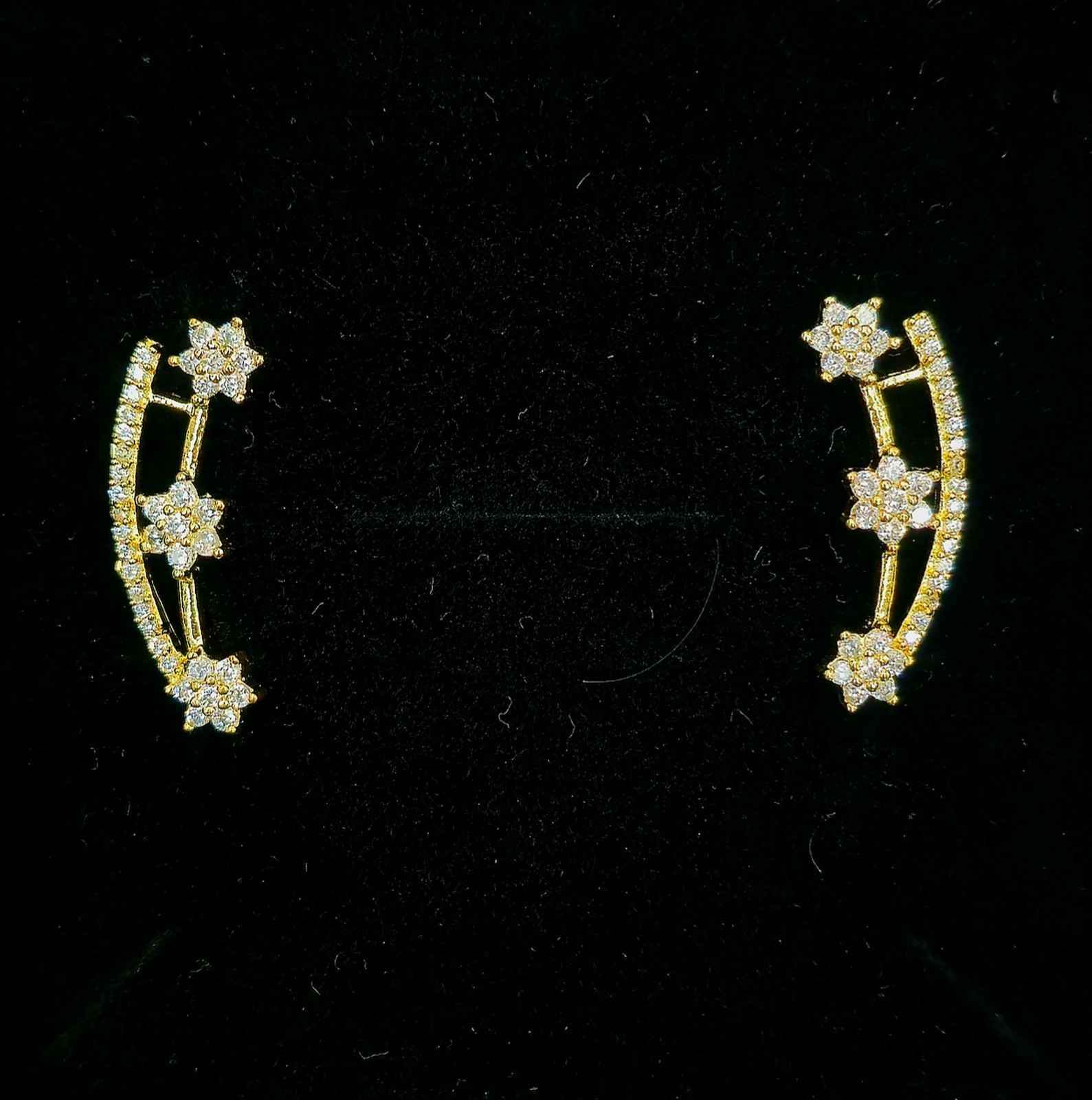 Queen Flora Stones Earcuffs - Mayuri Silver House