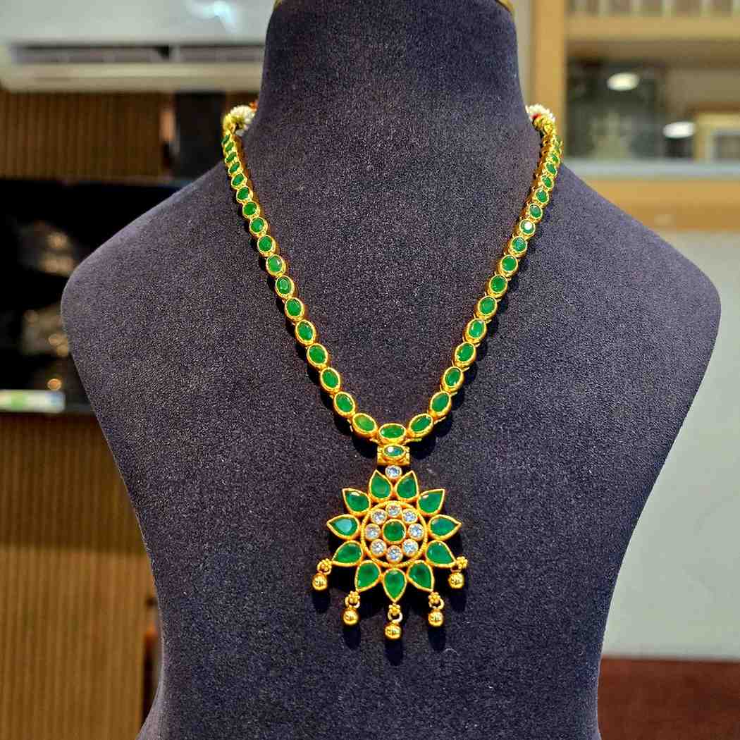 Green Flower Necklace