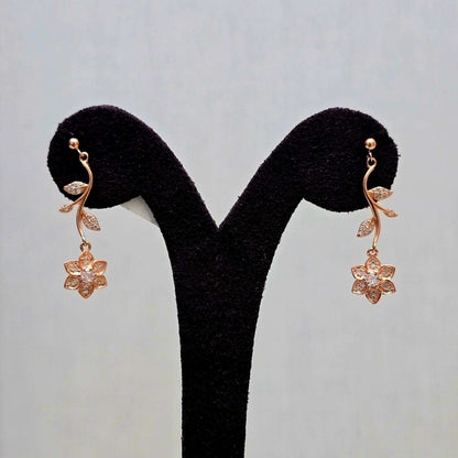 Glimmering Leaf Studs