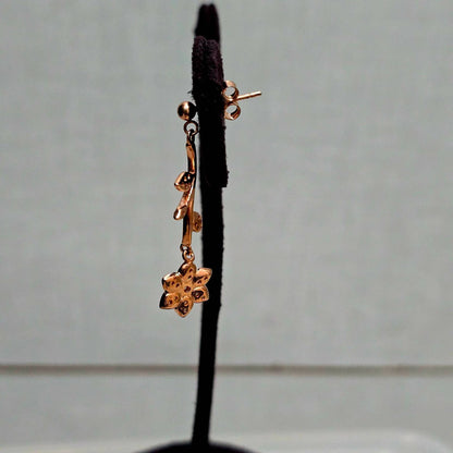 Glimmering Leaf Studs