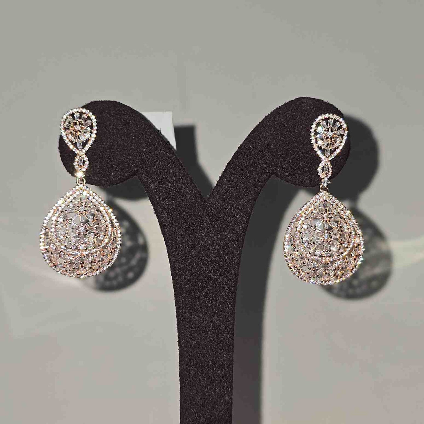 Maharani Glow Earrings