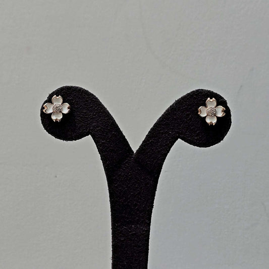 Soft Petal Studs