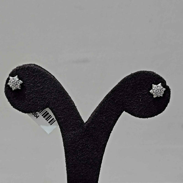 Stella Bloom Studs