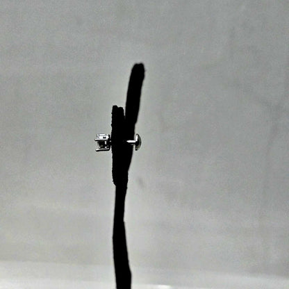 Eterna Solitaire Studs