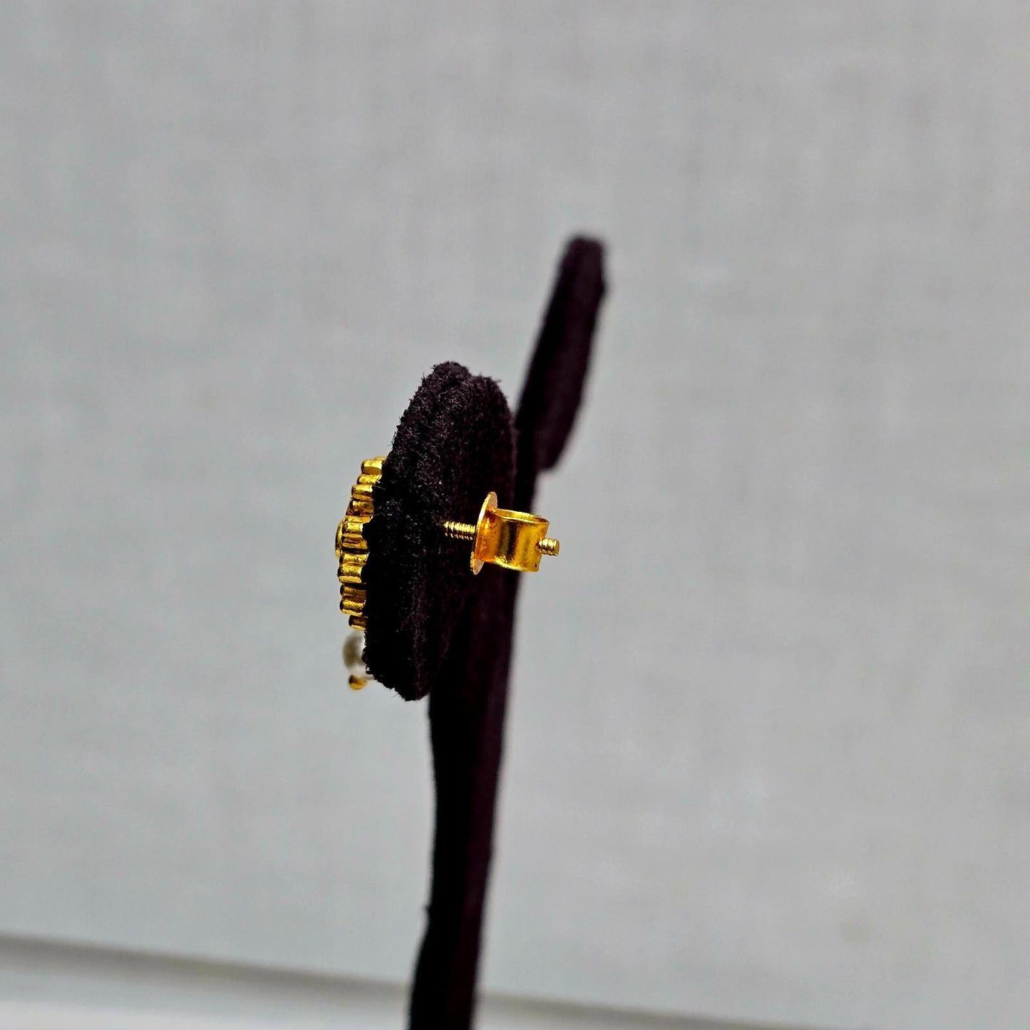 Rani Tiny Pearl Studs