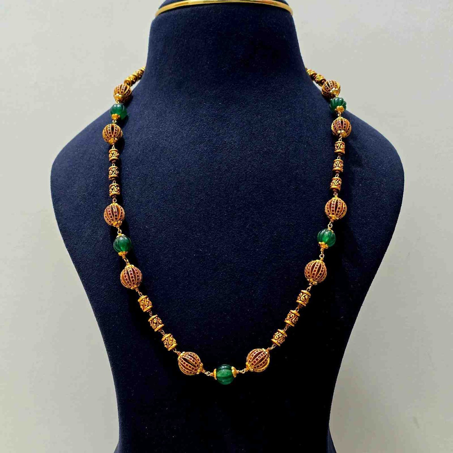 Green Aura Kundan Mala