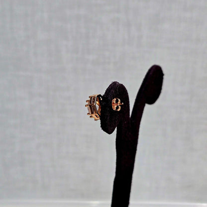 Royal Solitaire Studs