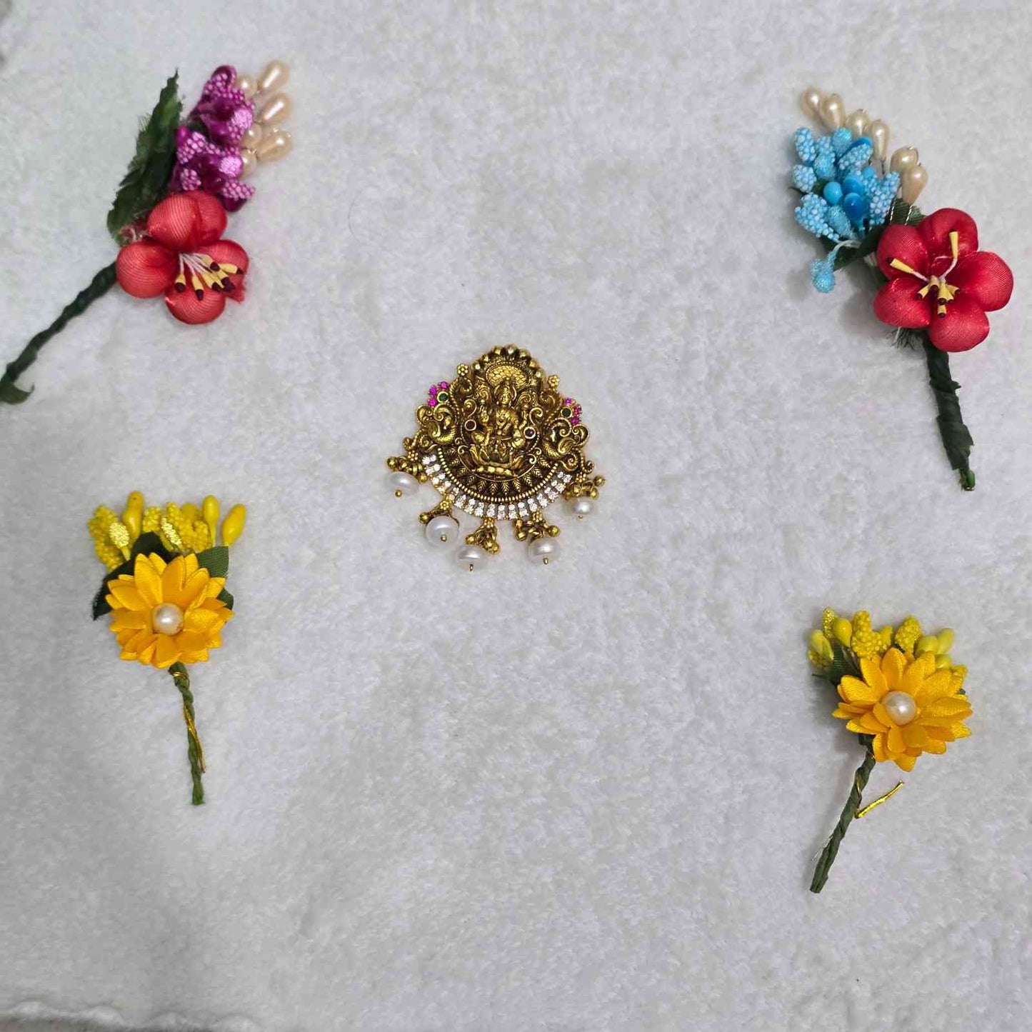 Pearl Devi Radiance Pendant