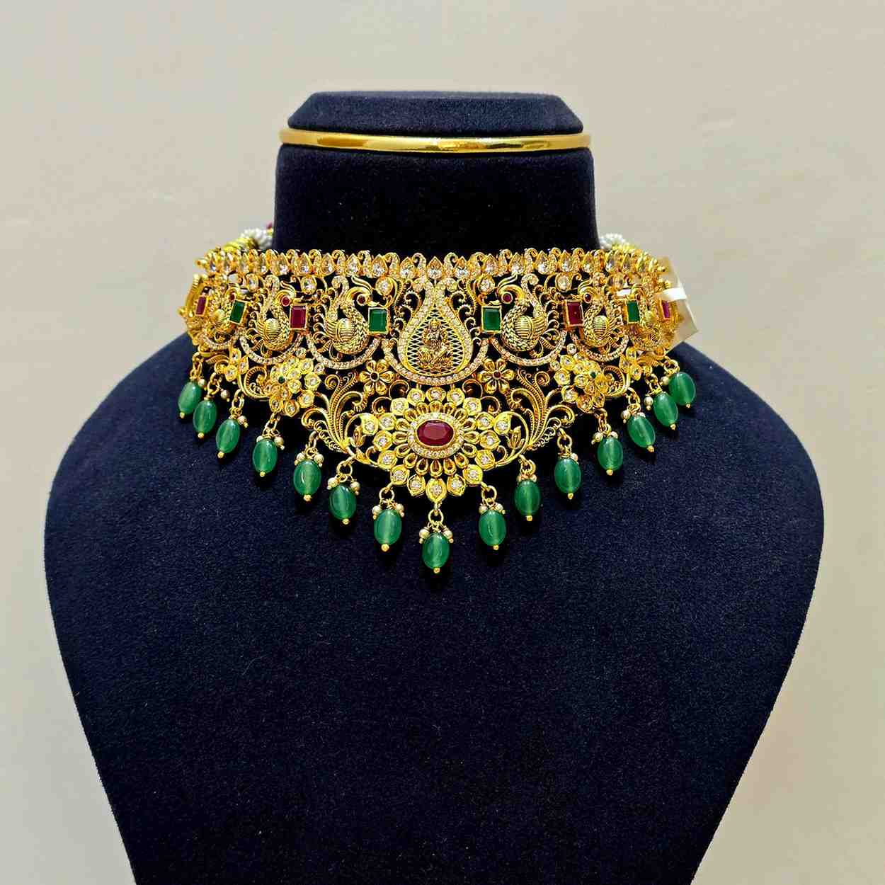 Lakshmi Ratna Heritage Choker