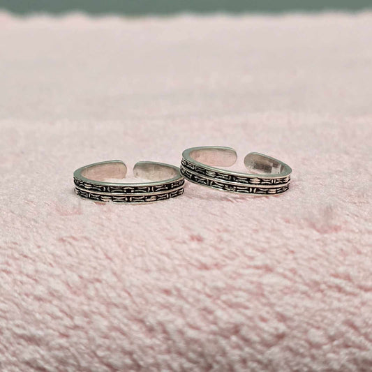 Twin Line Silver Toe Rings