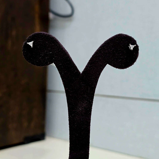 Everyday Edge Studs