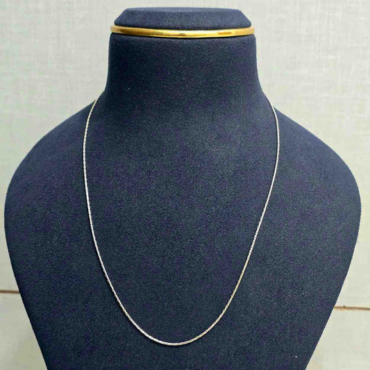 Chandrika Slim Chain