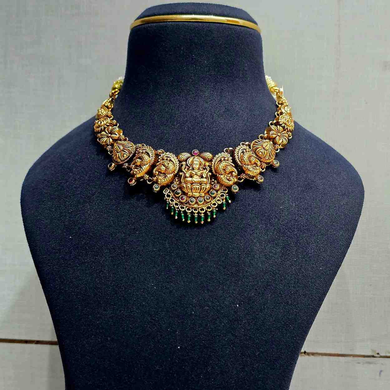 Sri Varalakshmi Necklace