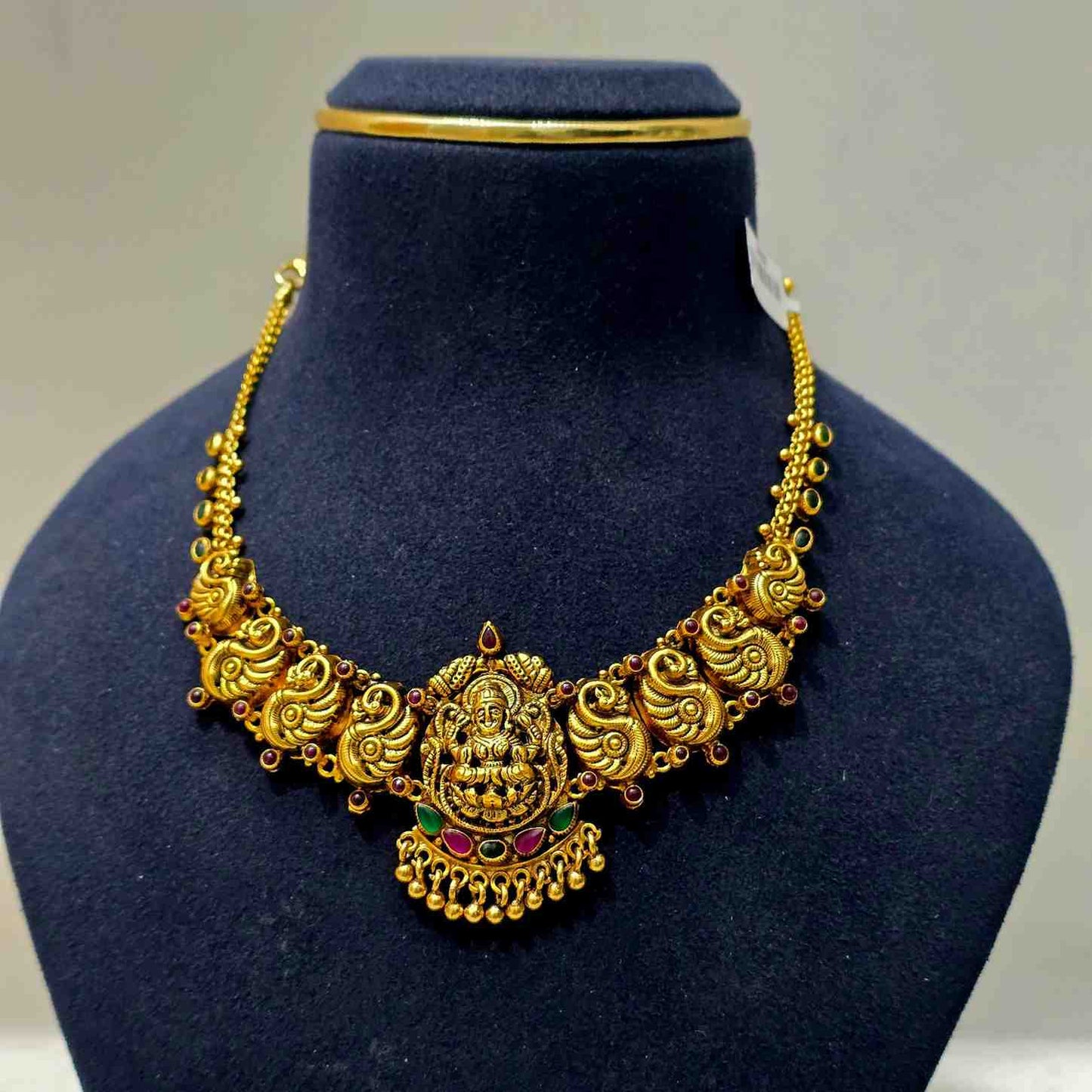 Peacock Curl Temple Necklace