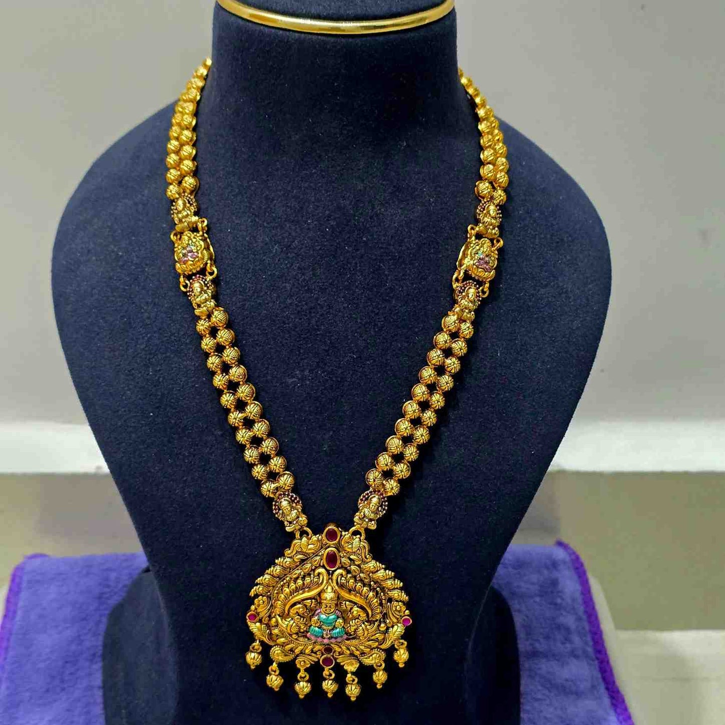 Sri Mahalakshmi Ratna Necklace