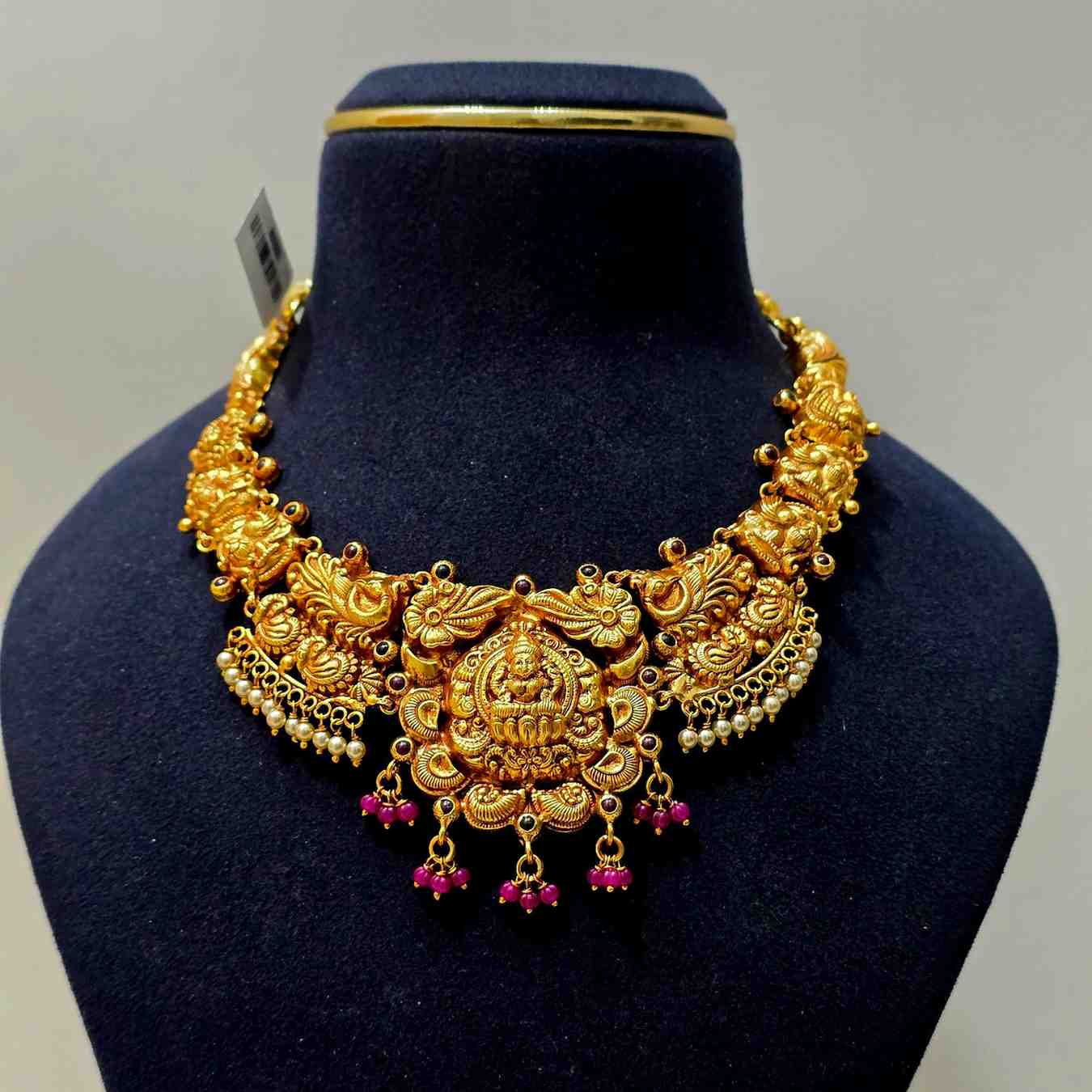 Shweta Padma Necklace