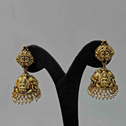 Tejomayi Jhumkas