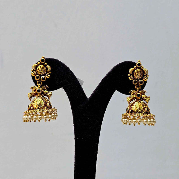 Kunjika Jhumkas