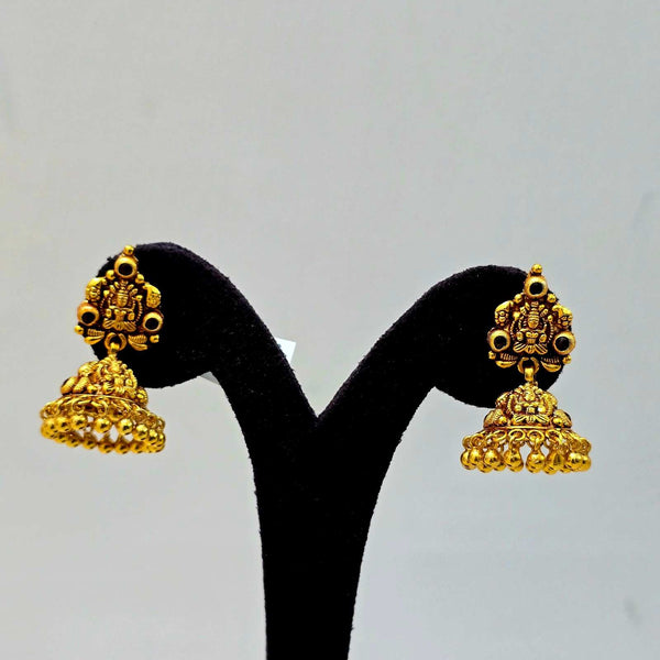 Deepika Jhumka