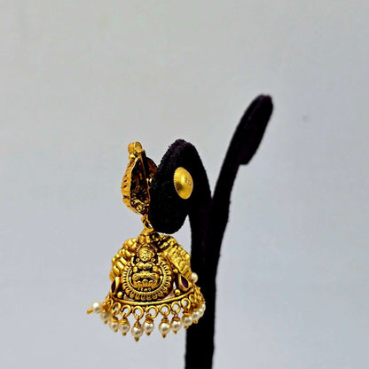 Rajarajeshwari Jhumkas