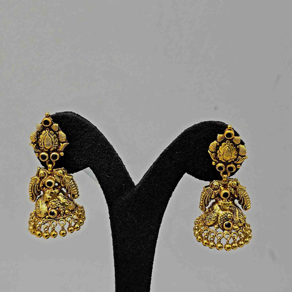 Nidhula Jhumkas