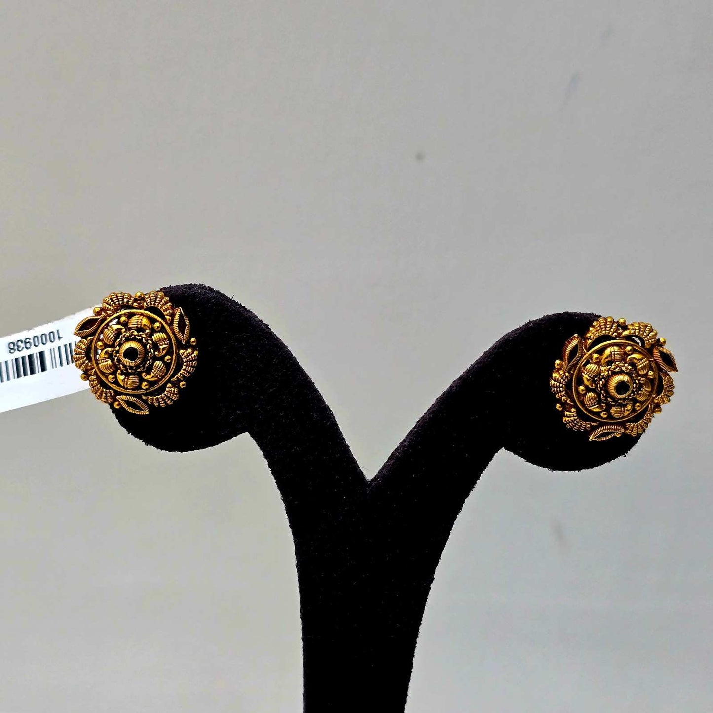 Leaf Studs