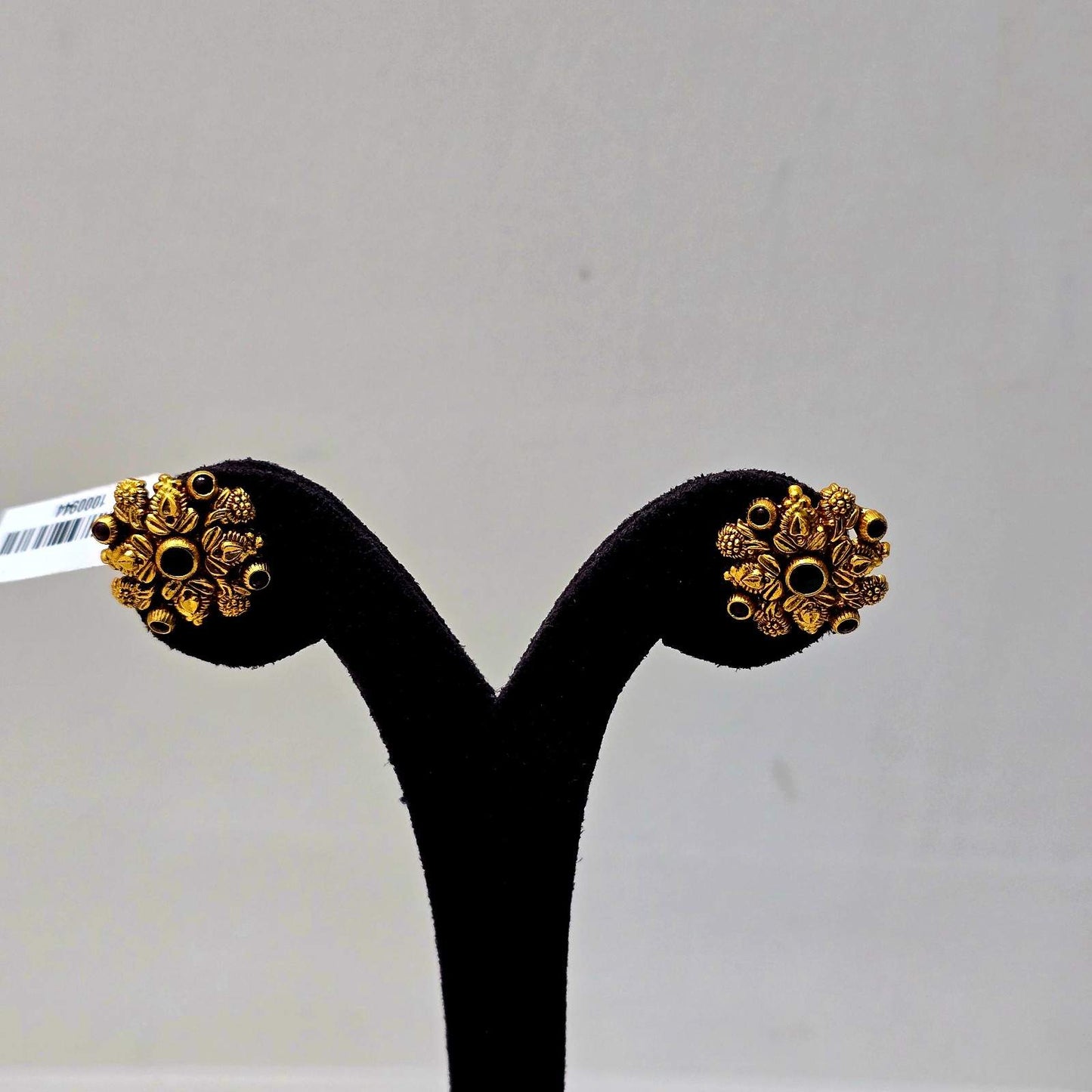 Pallava Studs