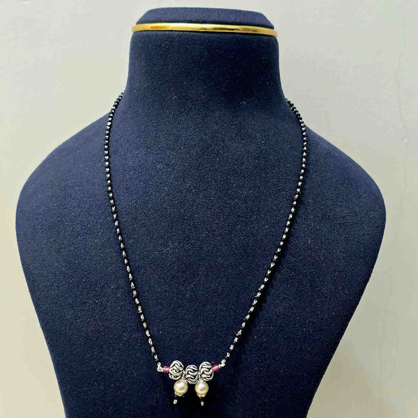 Anvika Black Beads