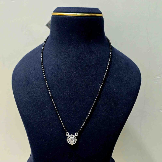 Noorika Black Beads